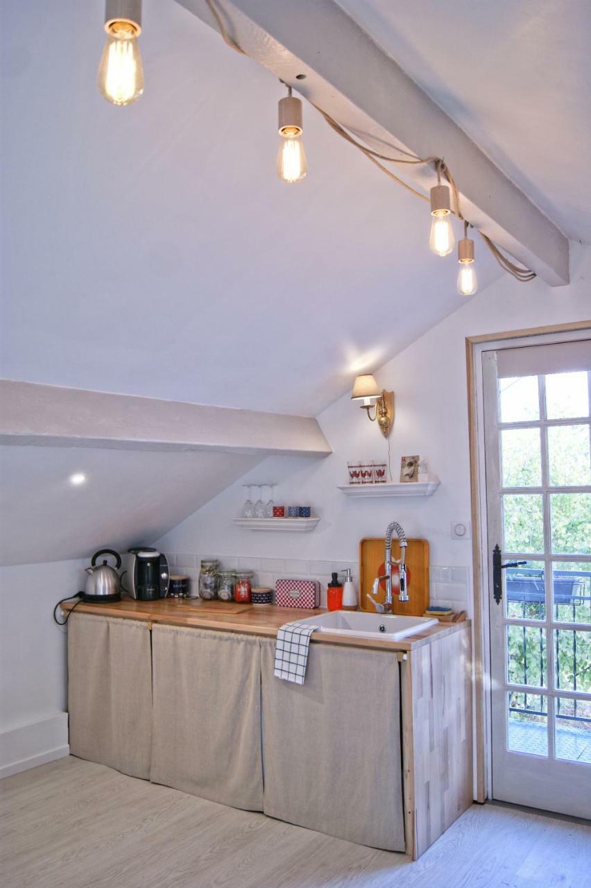 Le Grenier De Louisette Bed & Breakfast Libourne Dış mekan fotoğraf